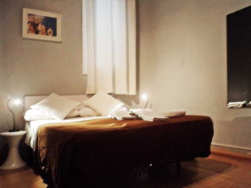 La Isla Hostal Barcelona Kültér fotó