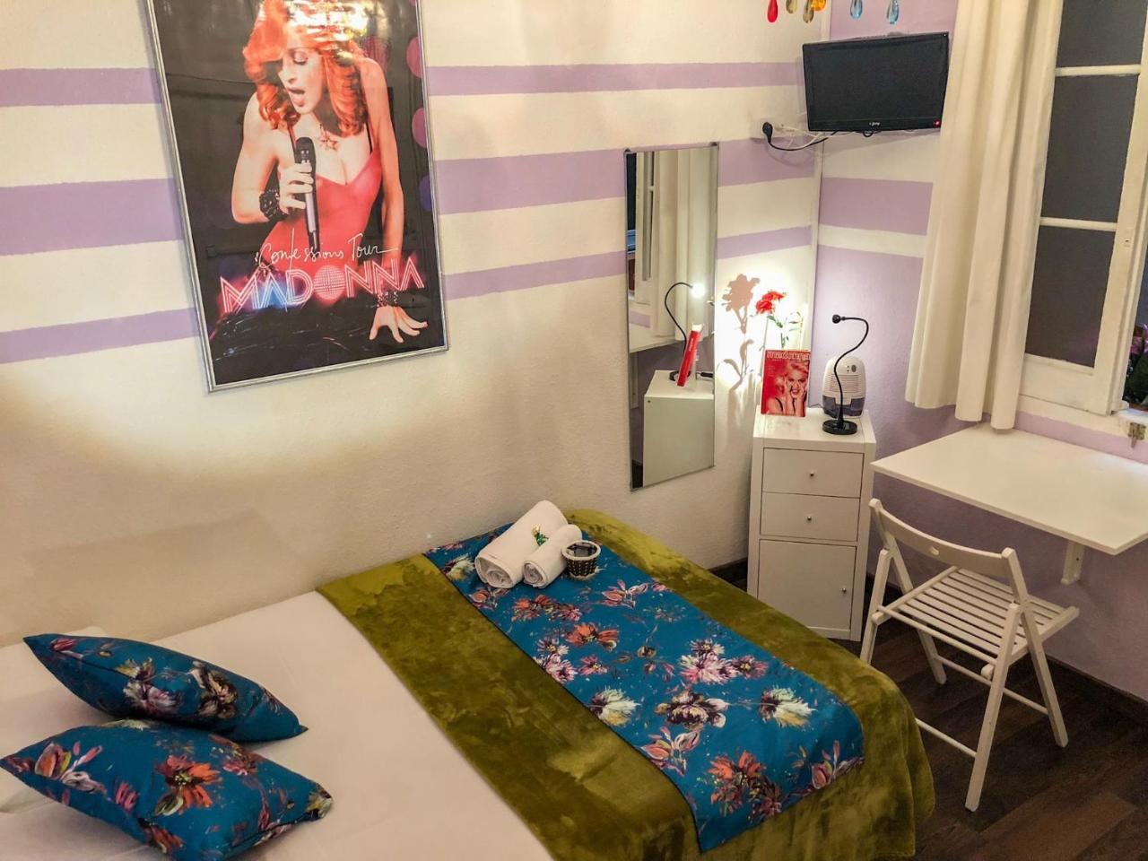 La Isla Hostal Barcelona Kültér fotó