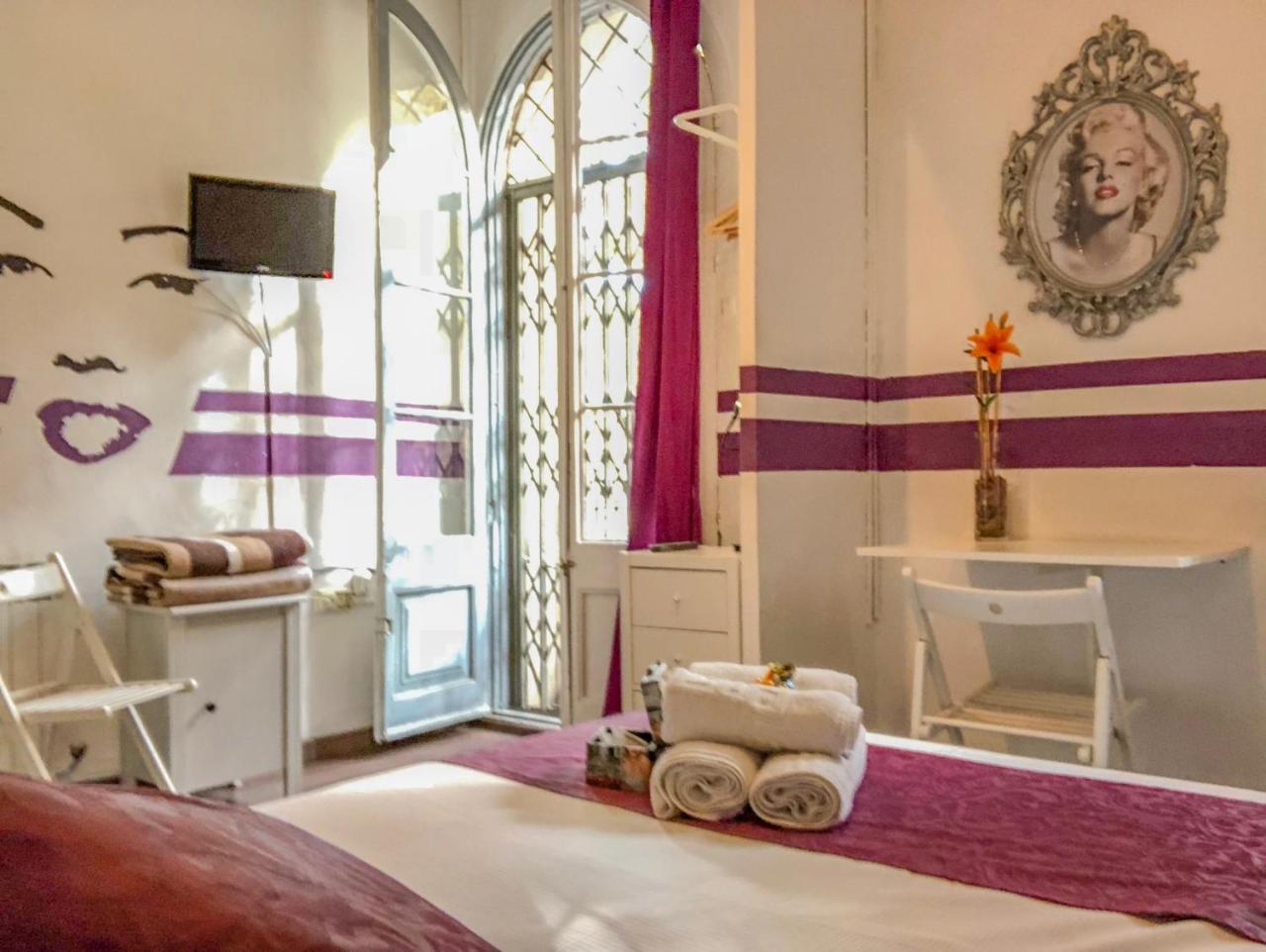 La Isla Hostal Barcelona Kültér fotó
