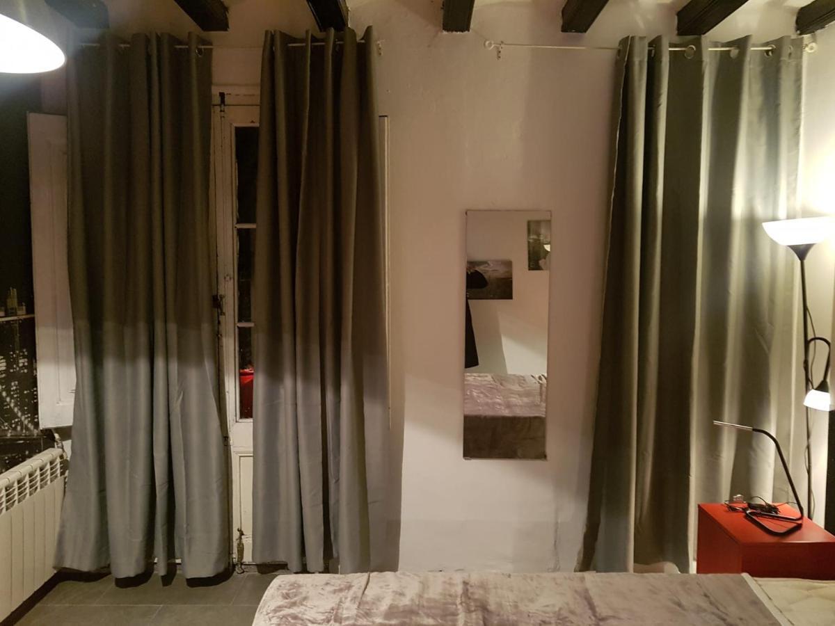 La Isla Hostal Barcelona Kültér fotó